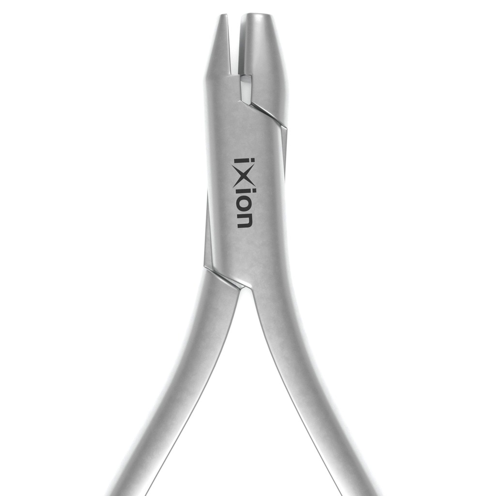 IX817 Ixion De La Rosa